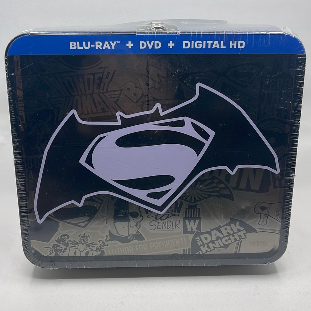 Batman v Superman lunch box and Blue-ray/dvd/digital copy